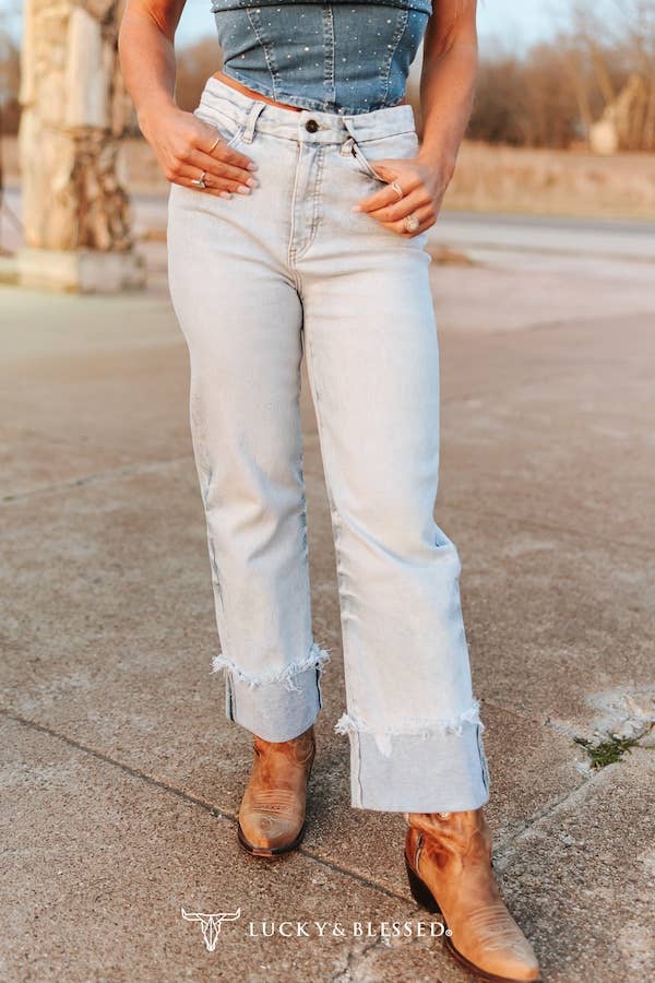 Light Wash High Rise Cuff Frayed Hem Trouser Jeans (28in)